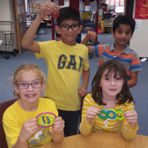 students-with-Fidgets3
